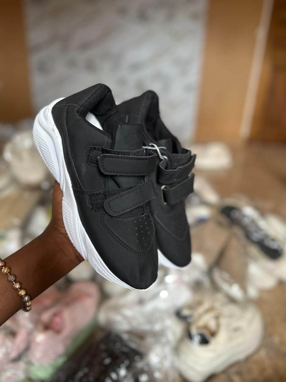 SBS Black and White Hook-and-loop Casual Sneakers